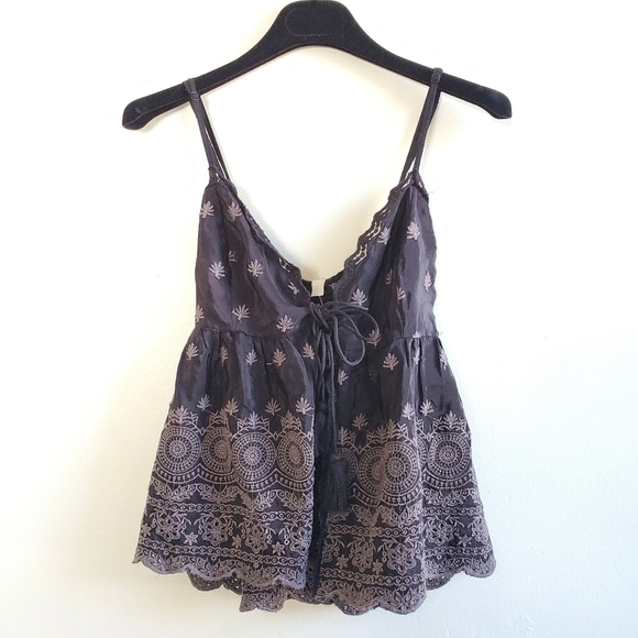 Free People Jenna Embroidered Black Cami Top NWT Size Medium - Picture 9 of 13
